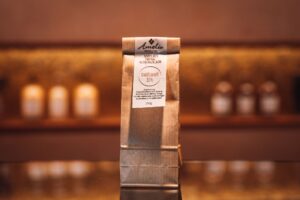 Amelies-Trinkschokolade-traditionell-im-Nachfuellpack.jpg Rum Rosine in Vollmilch 34%